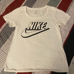 🆕Brand new Nike White Scoop Neck Futura Logo - size SMALL